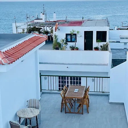 아파트 With Ocean View